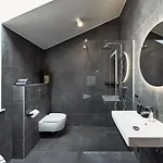 High Ceiling Loft With Its Own Backyard And A Terrace Apartmán Tallinn